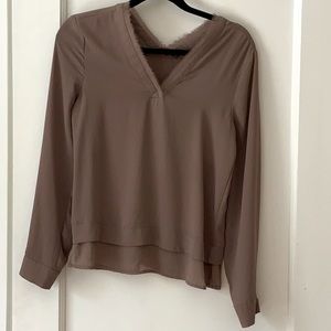 Ro & De top Nordstrom Size XS Polyester Taupe